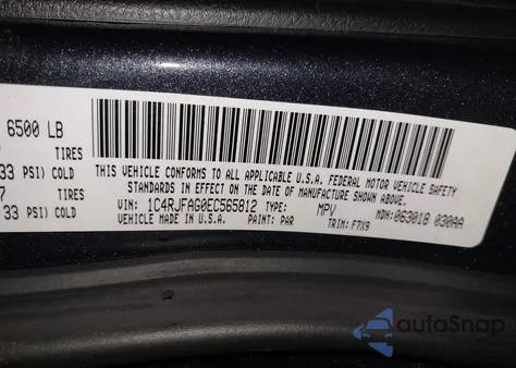 2014 Jeep Grand Cherokee Laredo z USA, uszkodzony, nr VIN 1C4RJFAG0EC565812